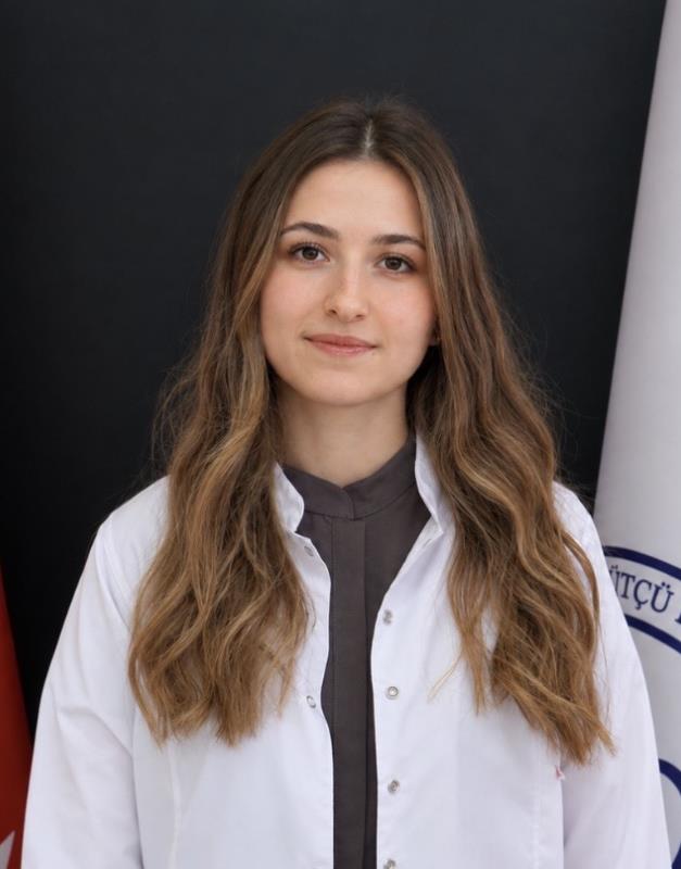 SAHRA SELİN KARABACAK